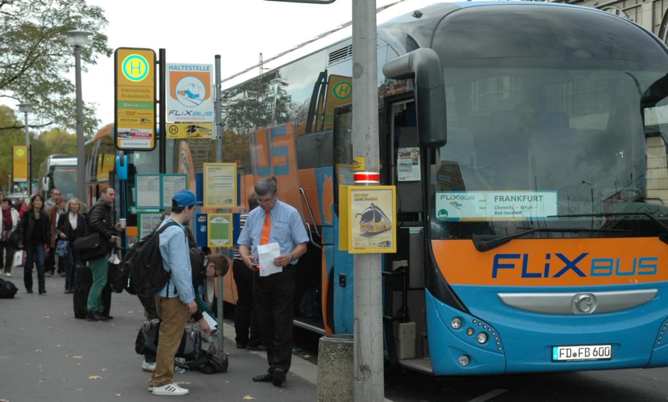 You are currently viewing Freie Fahrt für Busse in Europa: die EU-Kommission glaubt an das deutsche Modell