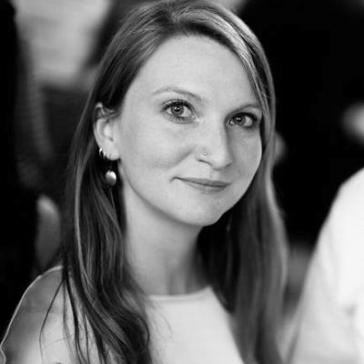 Madeleine_grau Madeleine_grau